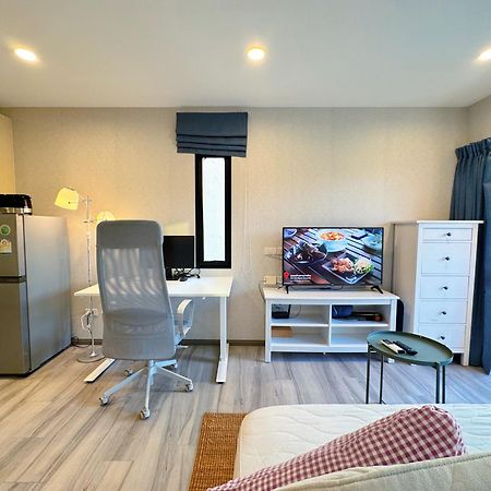 Digital Nomad Home Away With Pool & Gym Nai Yang Exterior photo