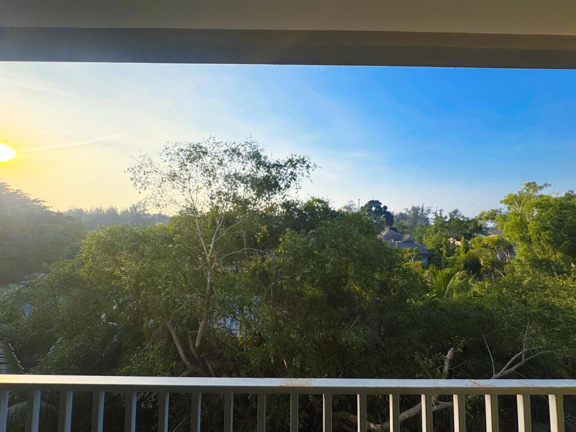 Digital Nomad Home Away With Pool & Gym Nai Yang Exterior photo