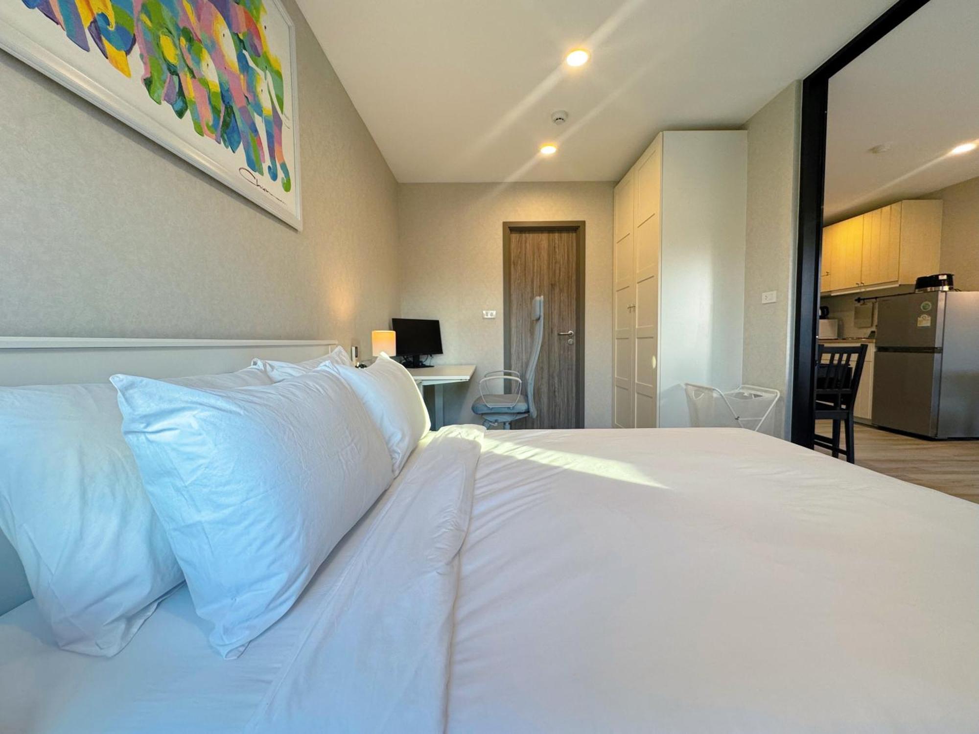Digital Nomad Home Away With Pool & Gym Nai Yang Exterior photo